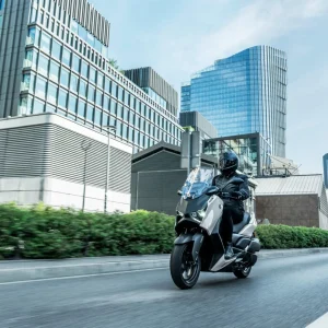 קטנוע ימאהה 2025 XMAX 300 TECH MAX