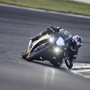 אופנוע ימאהה YZF-R1M