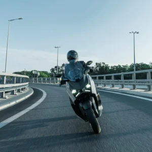 קטנוע ימאהה 2025 XMAX 300 TECH MAX