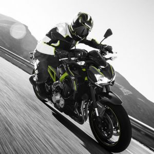 אופנוע קוואסאקי Z900