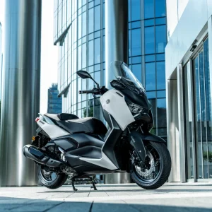קטנוע ימאהה 2025 XMAX 300 TECH MAX