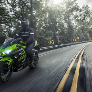 אופנוע קוואסאקי Ninja400