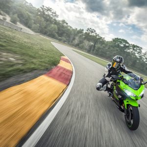 אופנוע קוואסאקי Ninja400